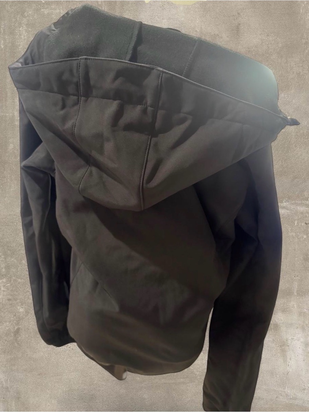 Outdoor Ventures Women's Softshell Jacket - Picture 7 of 8